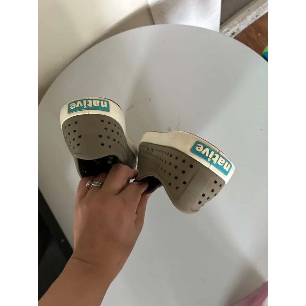 Native Jefferson Kids Slip On EVA Water Shoes Olive green  J6